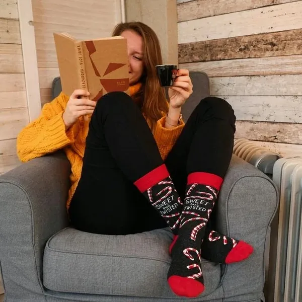 Sweet_But_Twisted_Candy_Cane_Print_Crew_Socks