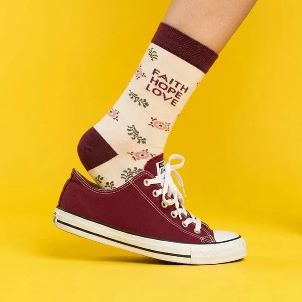 Cream_Floral_Print_Faith_Hope_Love_Crew_Length_Socks