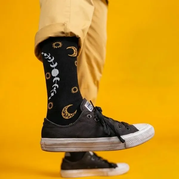 Black_Cotton_Moon_And_Stars_Print_Crew_Socks