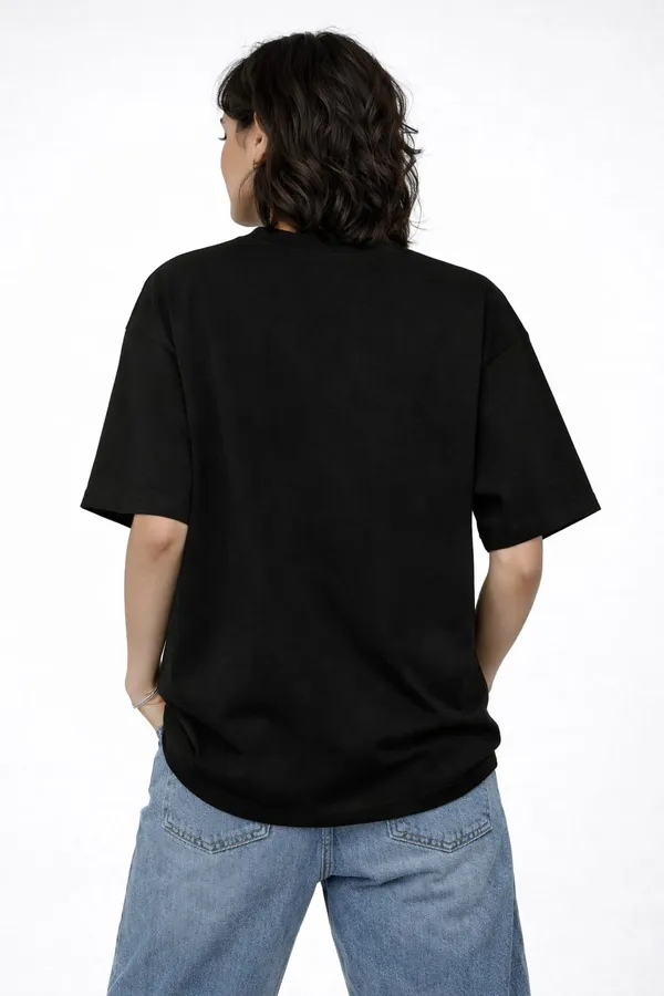 Black_Cotton_Oversized_Graphic_Print_T-Shirt_For_Women