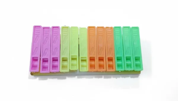 Multicolor_Plastic_Laundry_Pegs_For_Drying_Clothes_Pack_Of_Set_Of_12X2