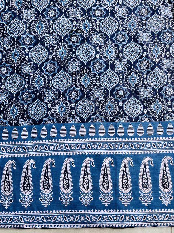 Blue_Pure_Cotton_Medallion_Paisley_Print_Flared_Skirt_For_Women
