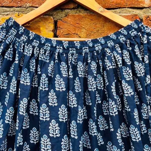 Sanganeri_Border_Printed_Cotton_Flared_Skirt_For_Women