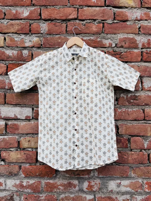 Floral_Printed_Off_White_Pure_Cotton_Shirt_For_Men