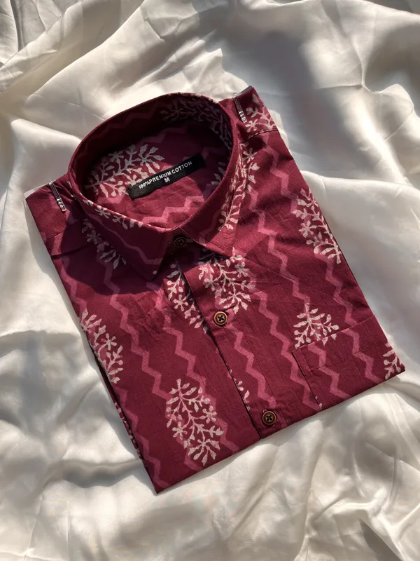 Maroon_Pure_Cotton_Relaxed_Fit_Floral_Print_Shirt_For_Men