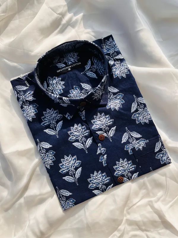 Navy_Pure_Cotton_Relaxed_Fit_Floral_Print_Shirt_For_Men
