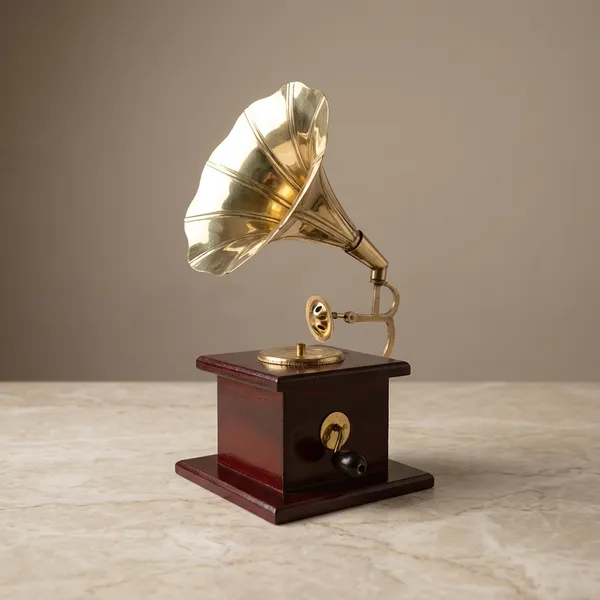 Brass_Gramophone_Showpiece_With_Wooden_Base_Decorative_Figurine