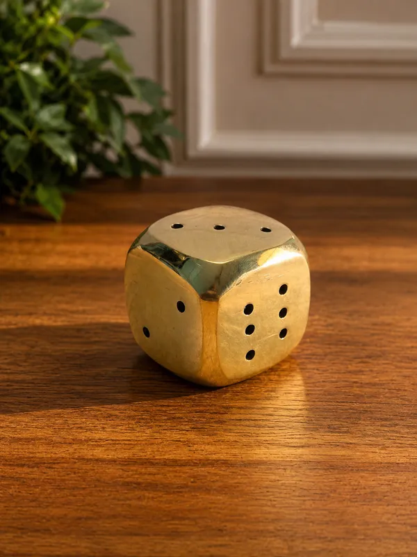 Brass_Metal_Dice_For_Board_Games_And_Collections