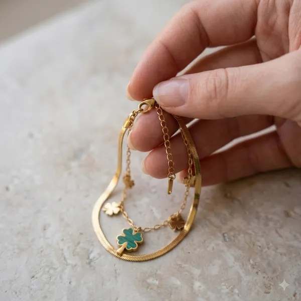 Gold_Tone_Clover_Charm_Bracelet_For_Women