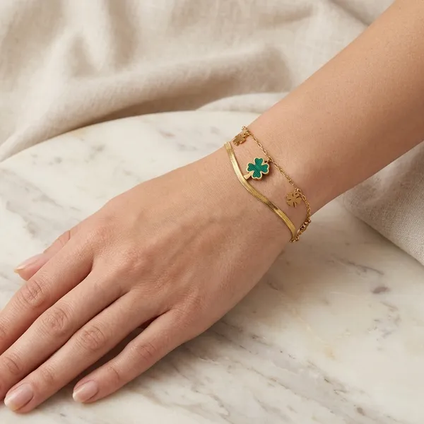 Gold_Tone_Clover_Charm_Bracelet_For_Women