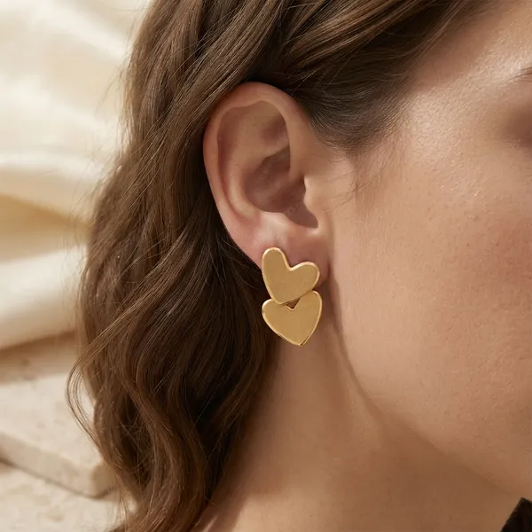 Gold_Stainless_Steel_Heart_Stud_Earrings_For_Women