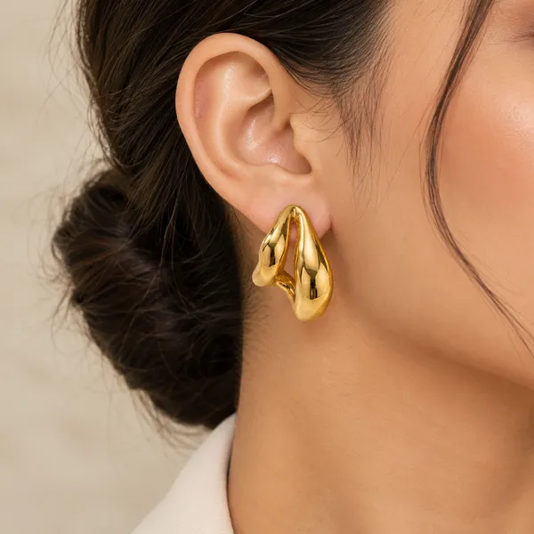 Gold_Stainless_Steel_Stud_Earrings_For_Women