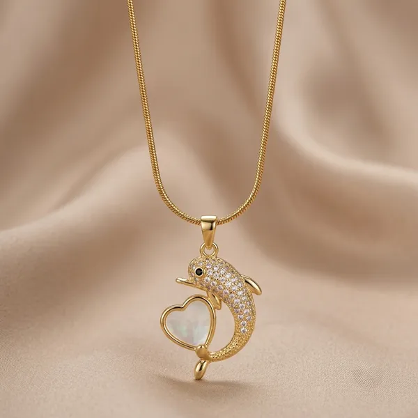 Gold_Stainless_Steel_Pendant_Necklace_For_Women