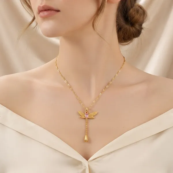 Gold_Tone_Butterfly_Necklace_For_Girls