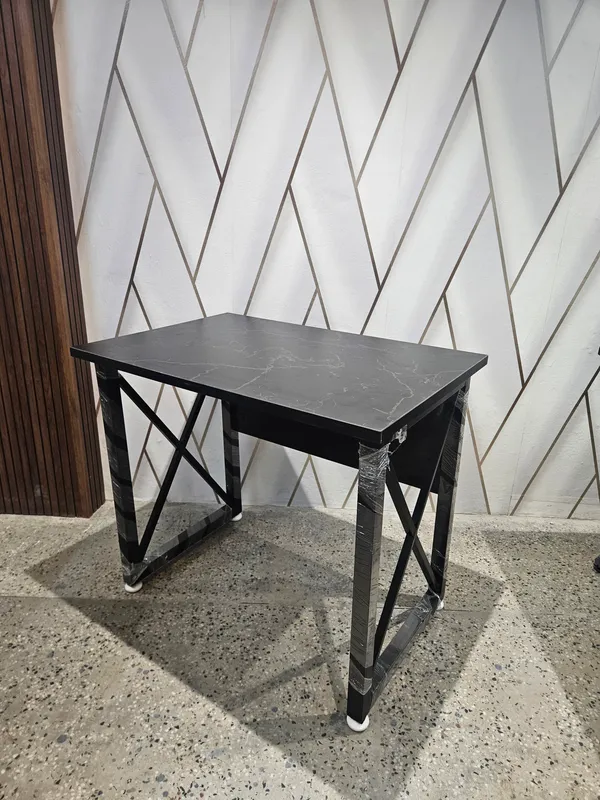 Wooden_Home_Office_Metal_Frame_Table