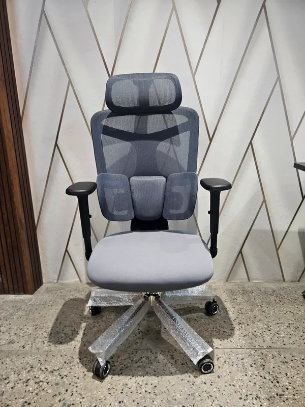 Mesh_Ergonomic_Grey_Office_Chair