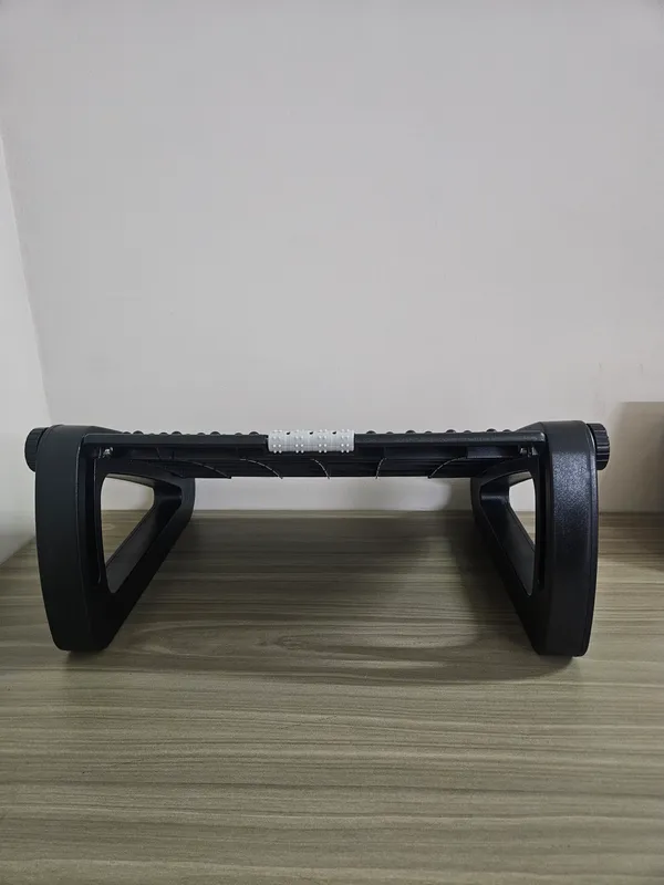 Plastic_Ergonomic_Black_Footrest