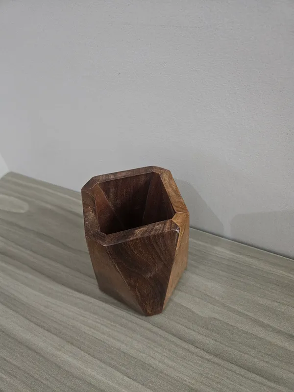 Wooden_Home_Office_Brown_Pen_Stand
