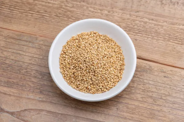 Janta_White_Sesame_Seeds