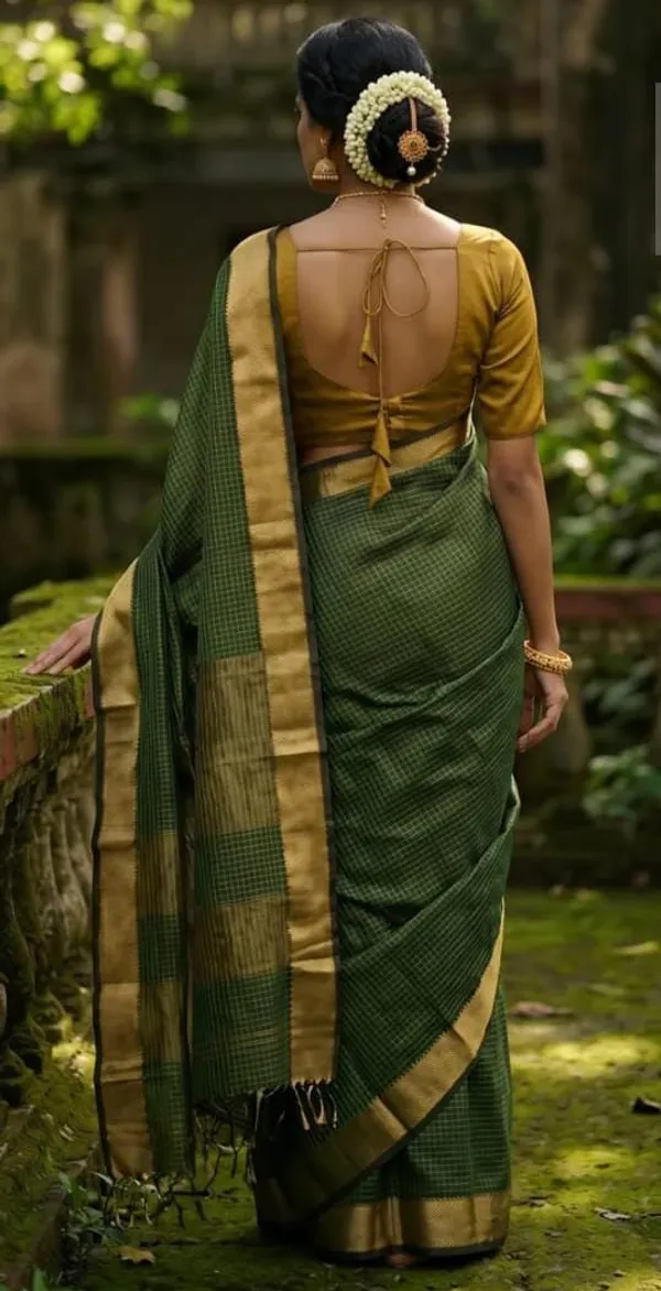 Fashion_Checkered_Banarasi_Silk_Blend_Saree_(Dark_Green)