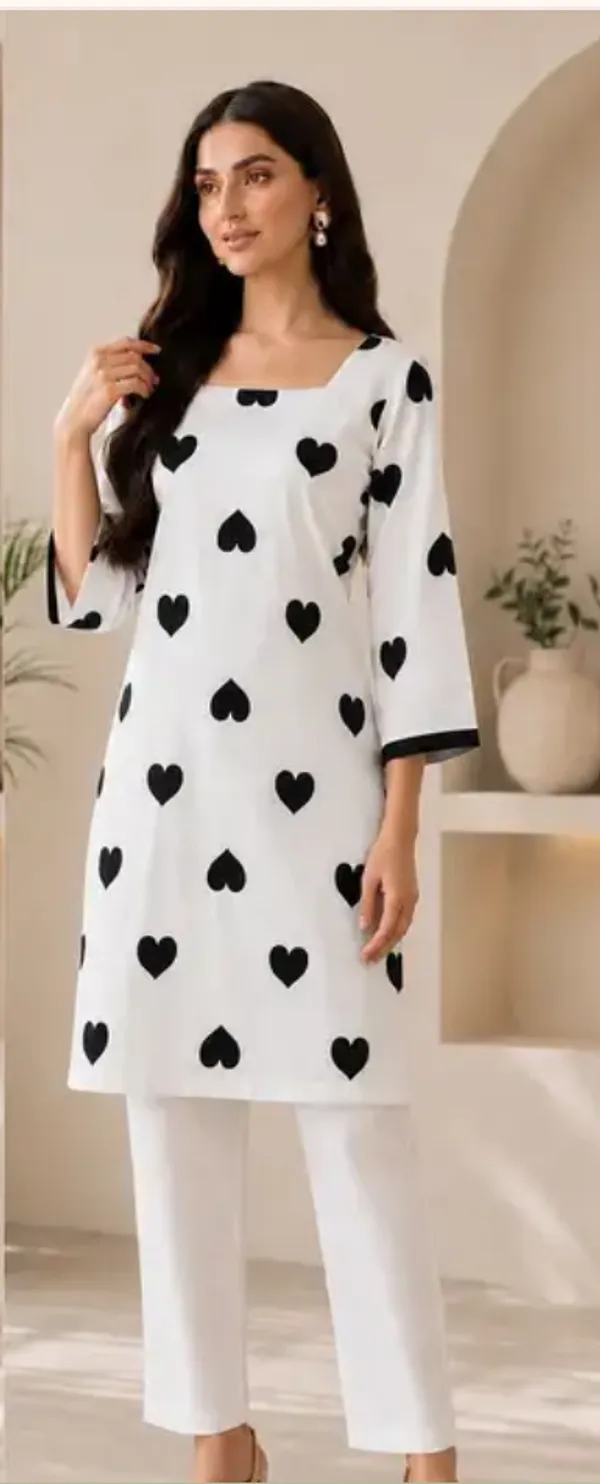 White_And_Black_Cotton_Heart_Print_Straight_Kurta_For_Women