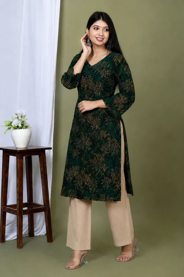 Green_And_Gold_Cotton_Printed_V-Neck_Tunic_Kurta_For_Women