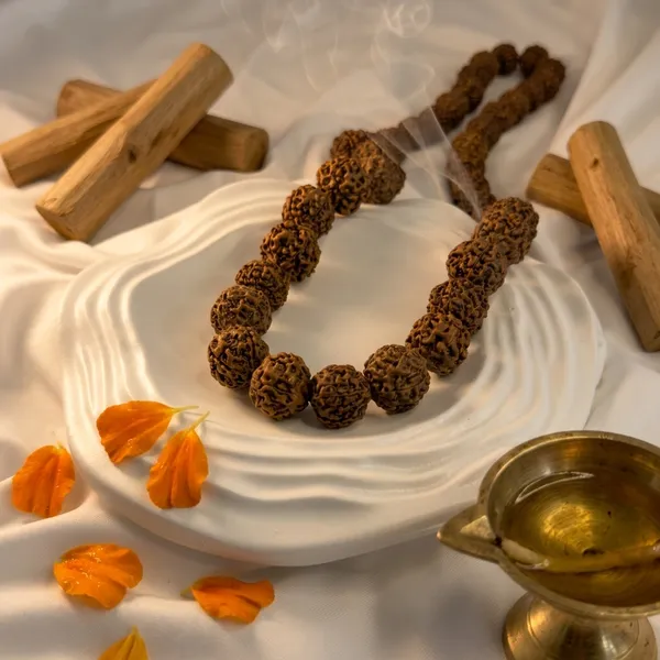 5_Mukhi_Rudraksha_Mala_–_108+1_Beads_(Large_10mm)_|_Java