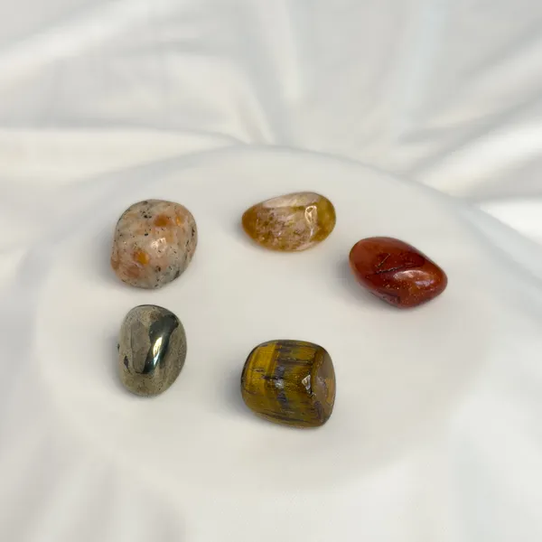 Leo_Zodiac_Crystal_Kit_–_Polished_Tumble_Stones_for_Confidence_&_Success