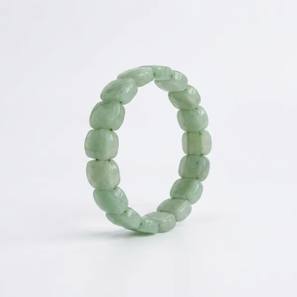 Green_Aventurine_Bracelet_–_Faceted_Oval_Beads_for_Luck_&_Money