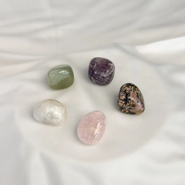 Libra_Zodiac_Crystal_Kit_–_Polished_Tumble_Stones_for_Balance_&_Harmony