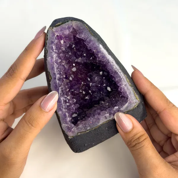 Natural_Amethyst_Cluster_Raw_Geode_for_Calm_&_Negative_Energy_Cleansing