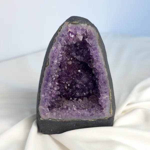 Natural_Amethyst_Cluster_Raw_Geode_for_Calm_&_Negative_Energy_Cleansing