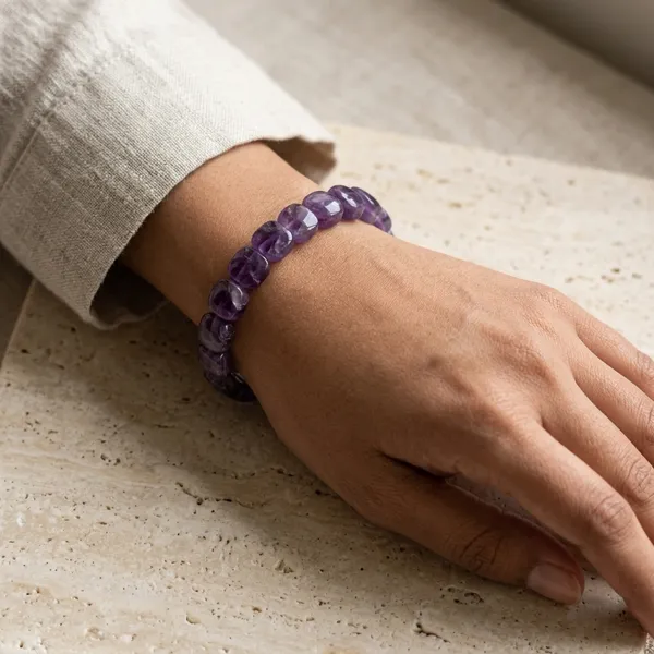 Amethyst_Bracelet_–_Faceted_Oval_Beads_for_Calm_&_Peace
