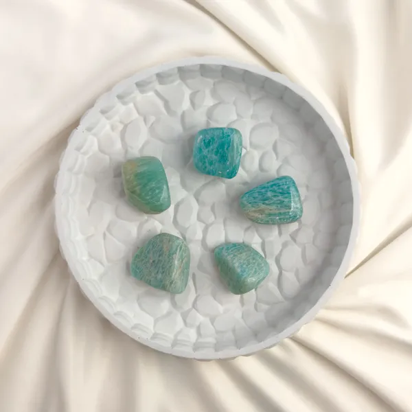 Amazonite_Tumble_Stone_–_Natural_Crystal