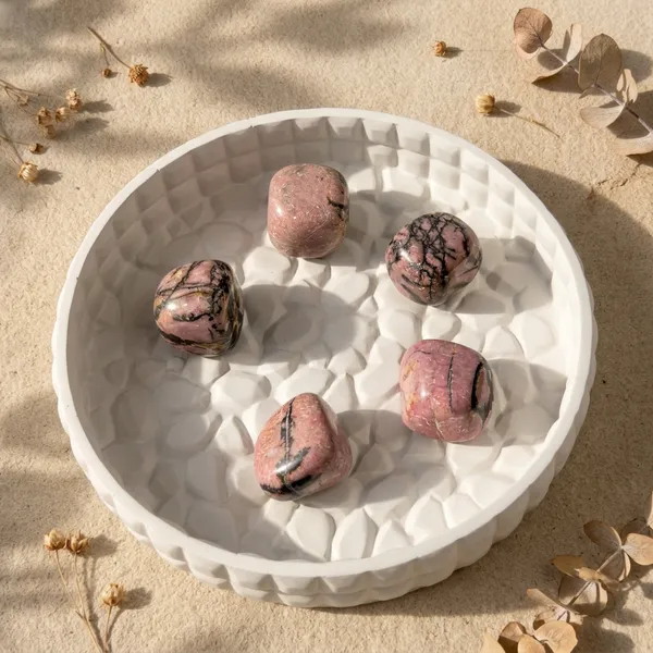 Rhodonite_Tumble_Stone_–_Natural_Crystal