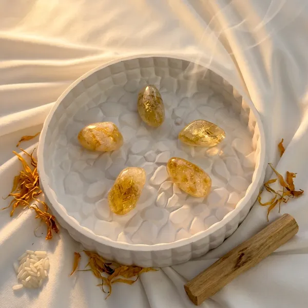 Citrine_Tumble_Stone_–_Natural_Wealth_Crystal