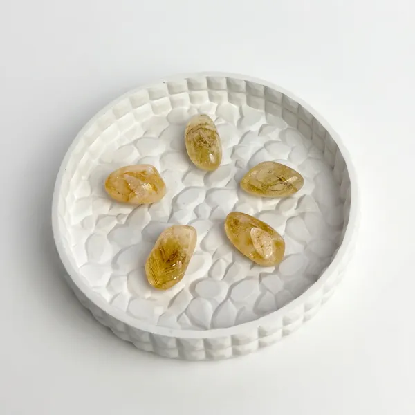 Citrine_Tumble_Stone_–_Natural_Wealth_Crystal