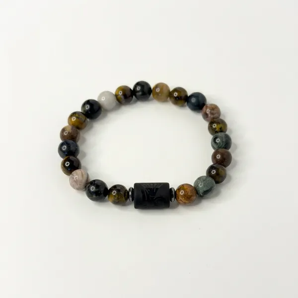 Pisces_Zodiac_Bracelet_–_Black_Obsidian_with_Pisces_Charm