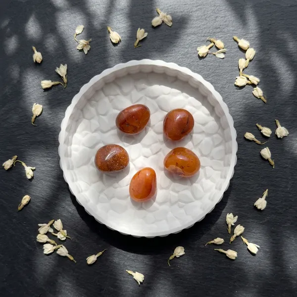 Carnelian_Tumble_Stone_–_Natural_Crystal
