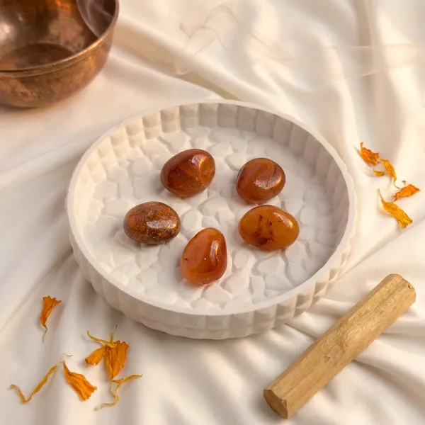Carnelian_Tumble_Stone_–_Natural_Crystal