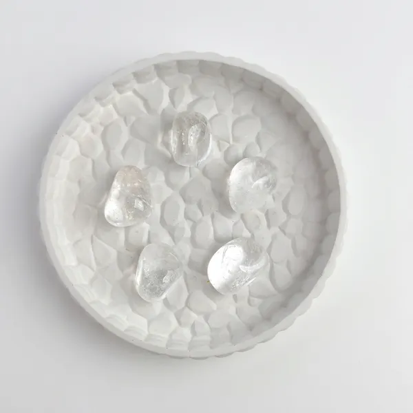 Clear_Quartz_Tumble_Stone_–_Natural_Polished_Crystal