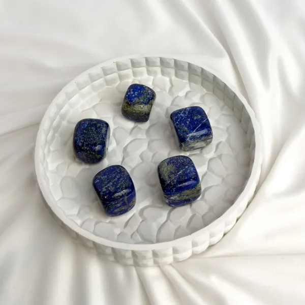 Lapis_Lazuli_Tumble_Stone_–_Natural_Crystal