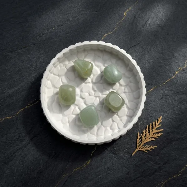 Green_Aventurine_Tumble_Stone_–_Natural_Crystal