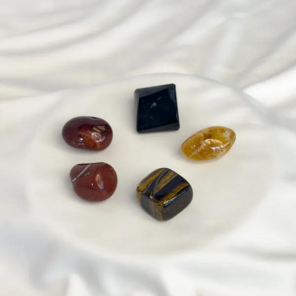 Aries_Zodiac_Crystal_Kit_–_Polished_Tumble_Stones_for_Courage_&_Energy