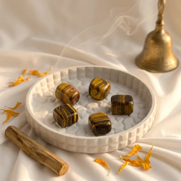 Tiger's_Eye_Tumble_Stone_–_Natural_Crystal