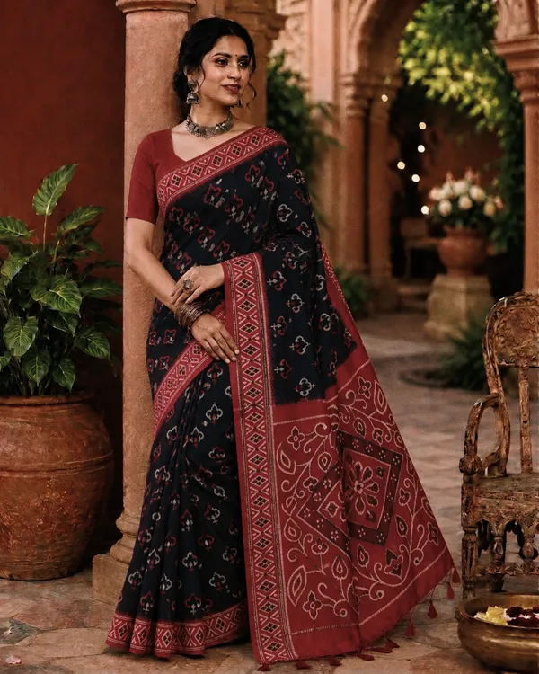 Black_Silk_Patola_Print_Maroon_Border_Saree_For_Women