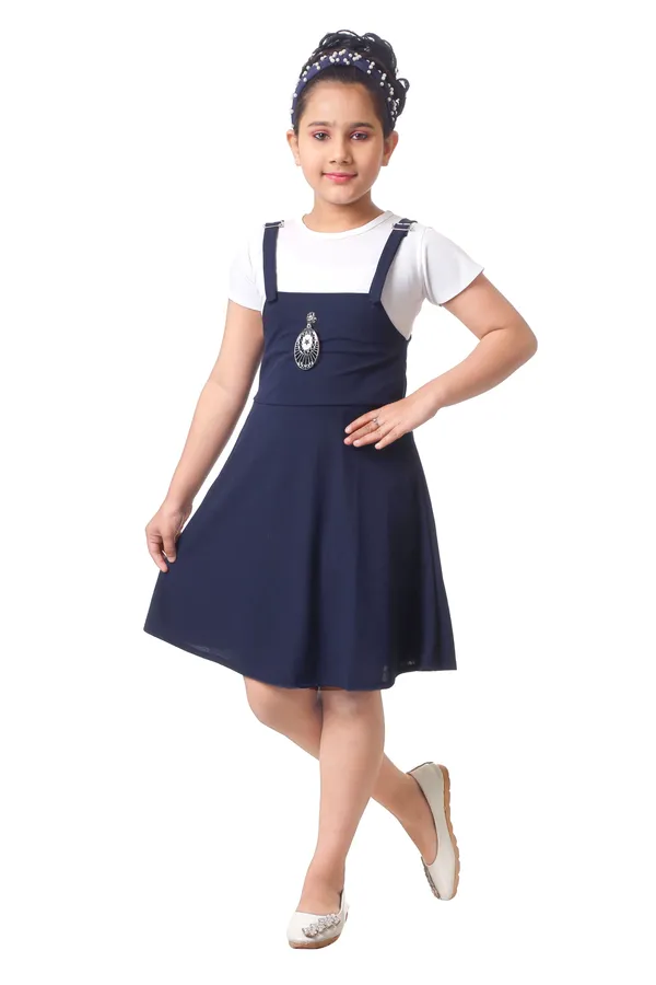 Navy_Blue_Sleeveless_Pinafore_Dress_For_Girls