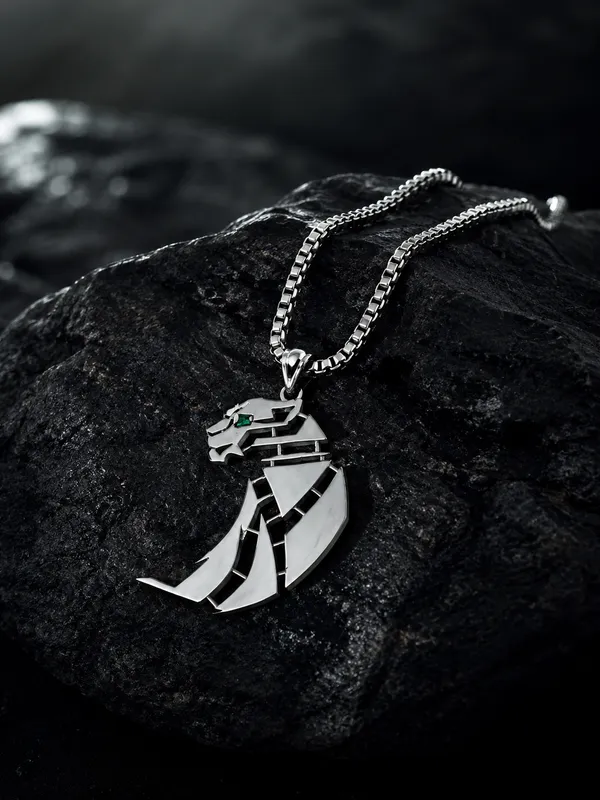 The_Panther_Geometric_Pendant_Necklace_Silver