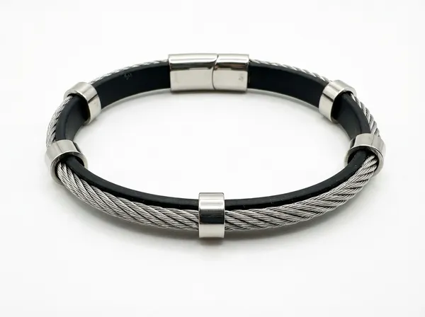 Nomad_Black_Leather_Cable_Band