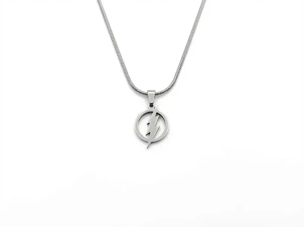 Lightning_Bolt_Pendant_Chain